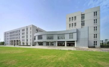 985大学毕业致辞稿范文最新7篇