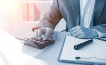 财务半年度述职报告参考5篇