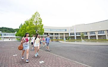 医学生大二的自我鉴定优秀8篇