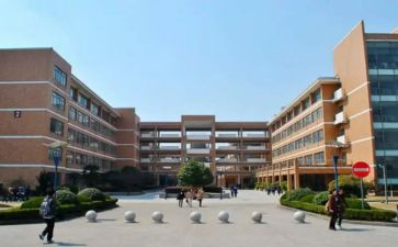 大学演讲稿600字推荐8篇