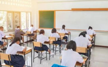 高中辞职报告优秀6篇