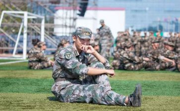 军训教官个人总结7篇
