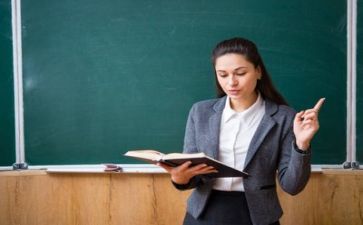 教师个人年度工作报告优秀5篇