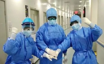 抗疫事迹推荐6篇