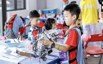 小学生科技节演讲稿6篇