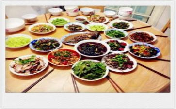 团年饭的作文7篇
