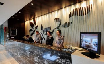 酒店前台工作的个人总结范文8篇