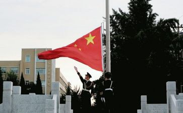 升旗励志的演讲稿8篇