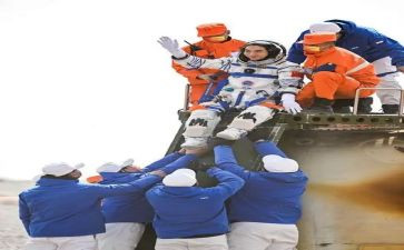 神舟十三号返回地球观后感模板7篇