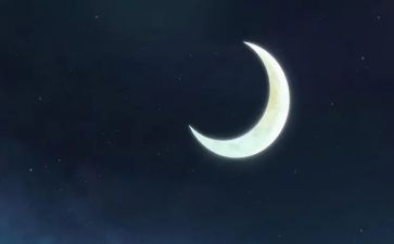 月亮初中作文推荐8篇