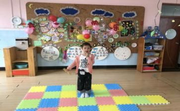 幼儿老师中班个人总结7篇