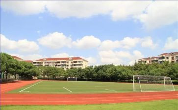 中学生主题演讲稿模板8篇